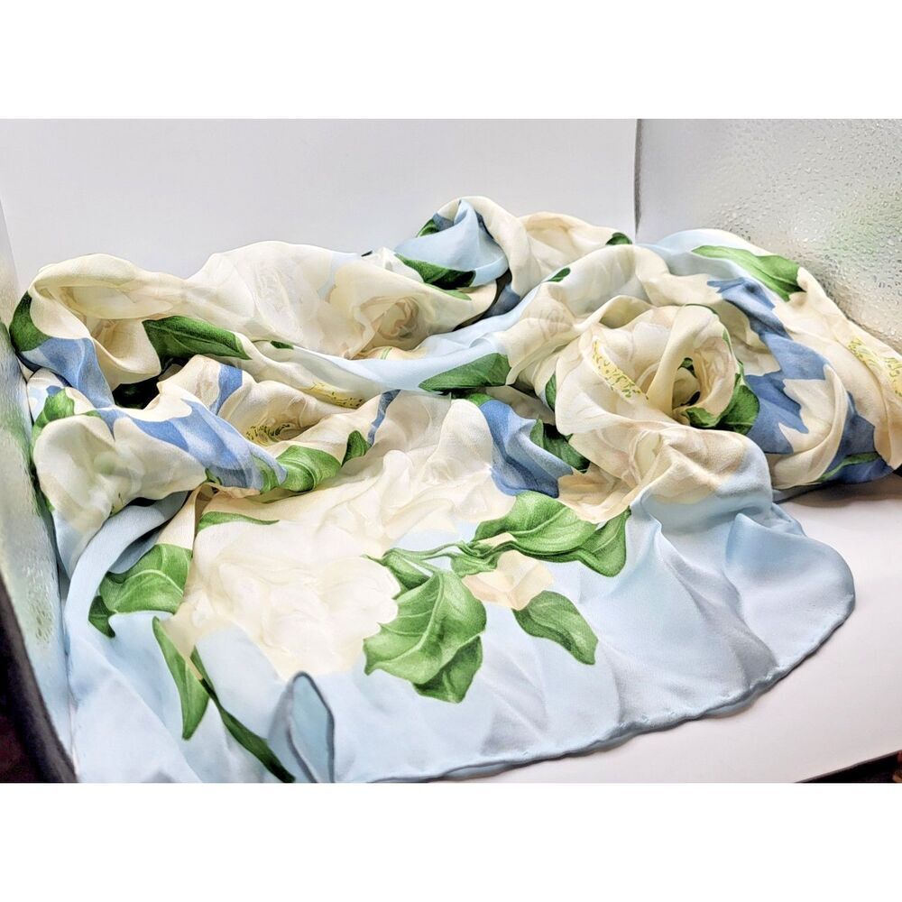 100% Silk Pale Blue Rose Scarf 34in by 34in square - Picture 4 of 5